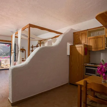 Aparthotel Ilidi Rock Aparts-suites-studios 3*