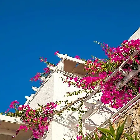 Ilidi Rock Aparts-suites-studios Aparthotel 3*